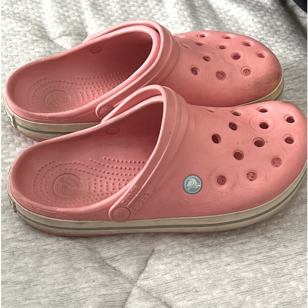 Crocs